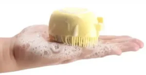 מברשת עיסוי סיליקון עם מיכל סבון לחתולים וכלבים
